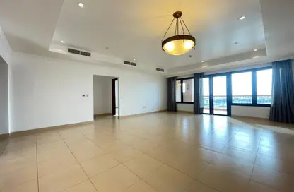 Apartment - 3 Bedrooms - 5 Bathrooms for rent in East Porto Drive - Porto Arabia - The Pearl Island - Doha