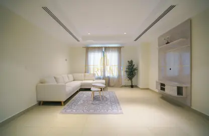 Apartment - 1 Bedroom - 1 Bathroom for rent in Porto Arabia - The Pearl Island - Doha