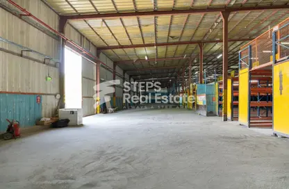 Warehouse - Studio for rent in East Industrial Street - Birkat Al Awamer - Al Wakra