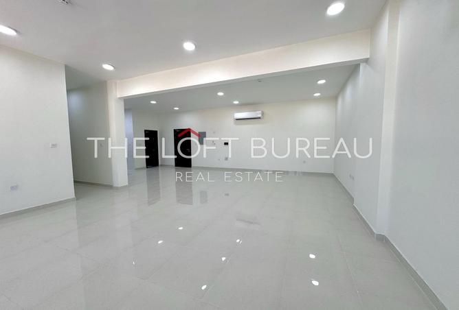 958548 - Property Image 2