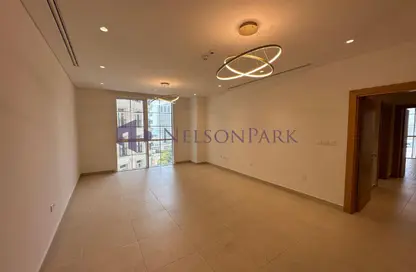 Apartment - 2 Bedrooms - 3 Bathrooms for rent in Floresta Gardens - Floresta Gardens - The Pearl Island - Doha