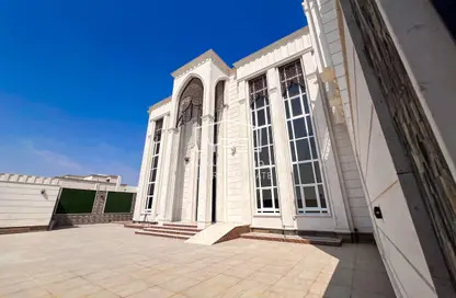 Villa - 7+ Bedrooms - 7+ Bathrooms for sale in Bani Hajer - Al Rayyan - Doha