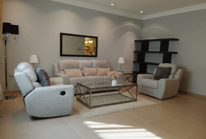 968712 - Property Image 2