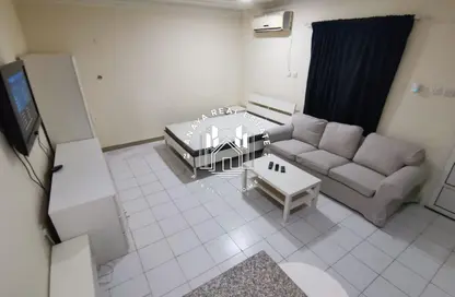 شقة - 1 حمام للايجار في شارع عنيزة - الحي الدبلوماسي - الدوحة