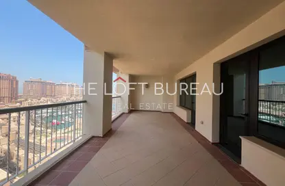Apartment - 2 Bedrooms - 3 Bathrooms for rent in East Porto Drive - Porto Arabia - The Pearl Island - Doha