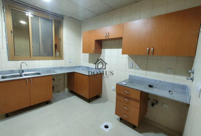 966880 - Property Image 2