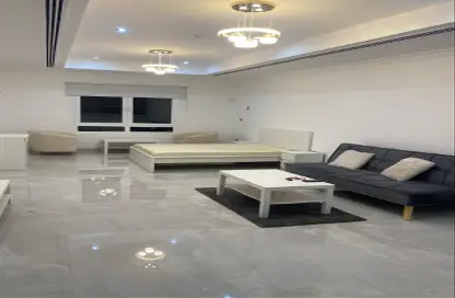 Apartment - Studio - 1 Bathroom for rent in East Porto Drive - Porto Arabia - The Pearl Island - Doha