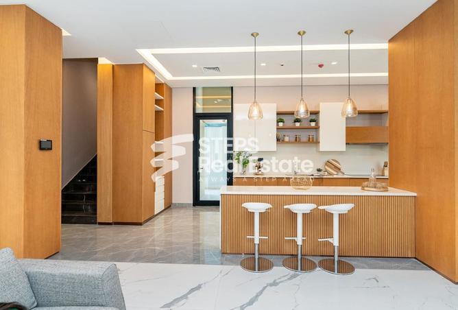 953747 - Property Image 3