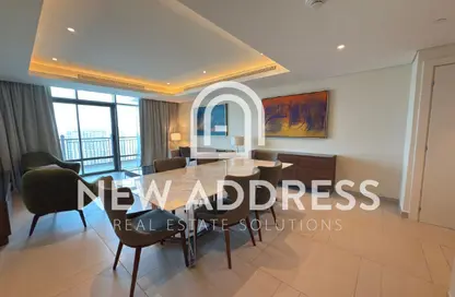Apartment - 2 Bedrooms - 2 Bathrooms for rent in Abraj Bay - Abraj Quartiers - The Pearl Island - Doha