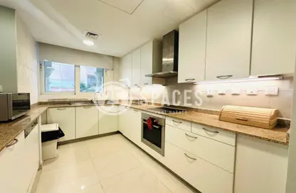 Apartment - 2 Bedrooms - 3 Bathrooms for sale in Viva East - Viva Bahriyah - The Pearl Island - Doha