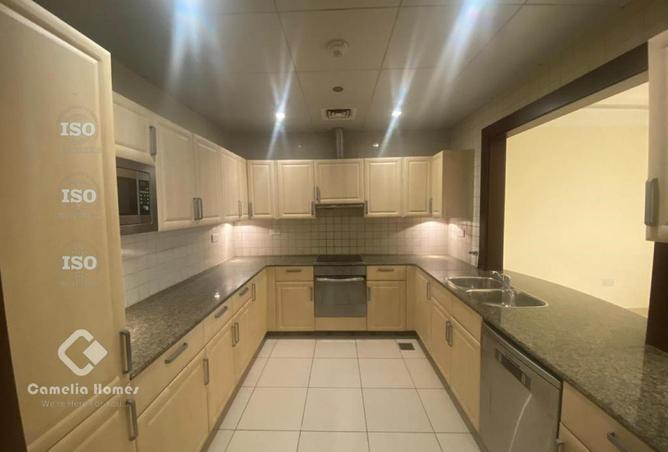 949860 - Property Image 2