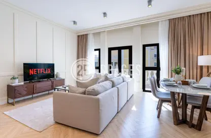 Apartment - 1 Bedroom - 2 Bathrooms for rent in Mercato - Qanat Quartier - The Pearl Island - Doha Apartment - 1 Bedroom - 2 Bathrooms for rent in Mercato - Qanat Quartier - The Pearl Island - Doha