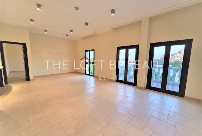 965570 - Property Image 2