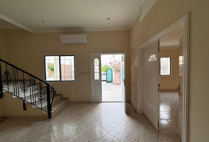 934275 - Property Image 2