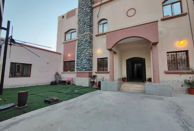 968041 - Property Image 2