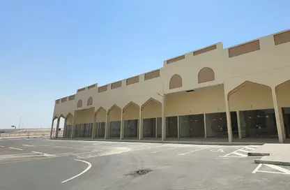 بناية كاملة - استوديو - 8 حمامات للايجار في شارع الصناعية الشرقي - بركة العوامر - الوكرة