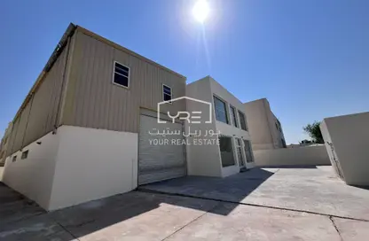 Warehouse - Studio - 7+ Bathrooms for sale in East Industrial Street - Birkat Al Awamer - Al Wakra