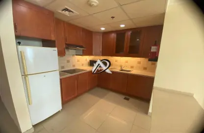 Apartment - Studio - 1 Bathroom for rent in Jumanah Tower 29 - Porto Arabia - The Pearl Island - Doha
