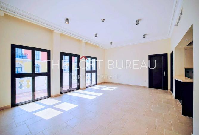 966092 - Property Image 2