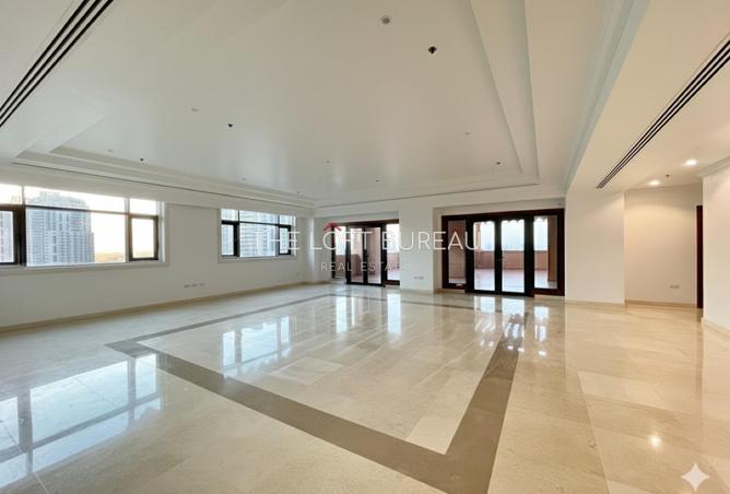 939745 - Property Image 2