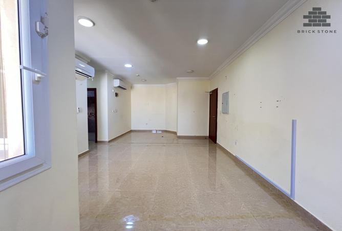 937479 - Property Image 2