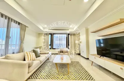 Apartment - 1 Bedroom - 2 Bathrooms for rent in Tower 20 - Porto Arabia - The Pearl Island - Doha