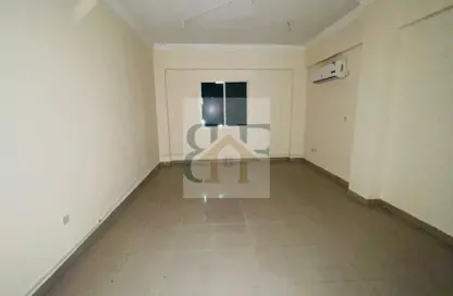 Apartment - 2 Bedrooms - 2 Bathrooms for rent in Al Muntazah Street - Al Muntazah - Doha