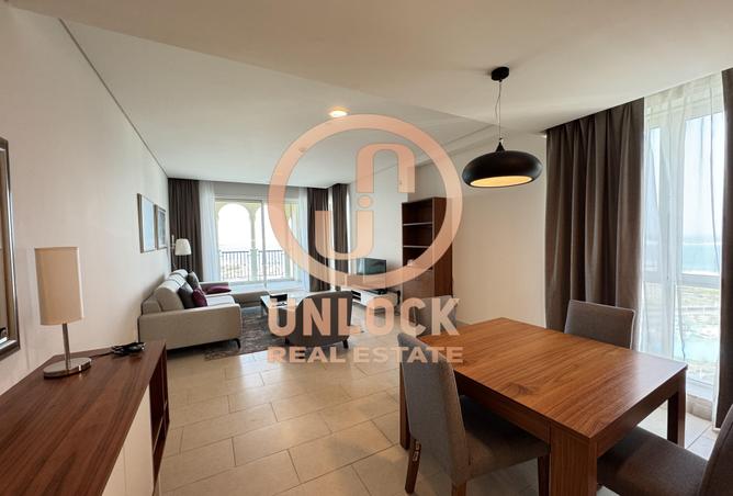 952253 - Property Image 2