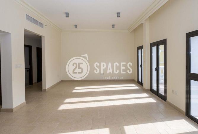 968262 - Property Image 2