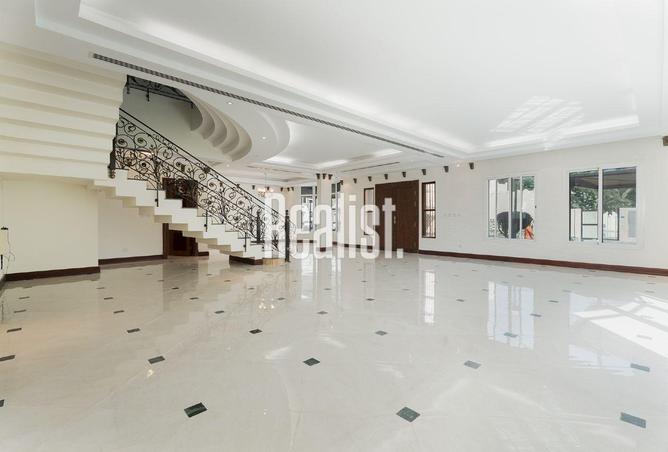 962821 - Property Image 2