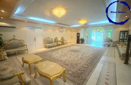 فيلا - 8 غرف نوم - 8 حمامات للبيع في شارع الوعب - الوعب - الدوحة