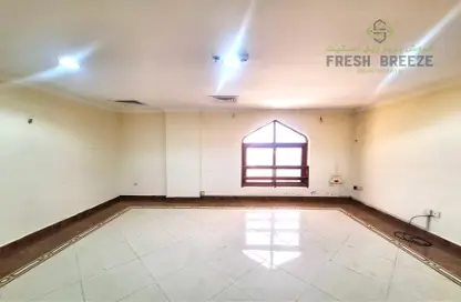 Empty Room image for: Apartment - 1 Bedroom - 1 Bathroom for rent in Musheireb - Doha, Image 1