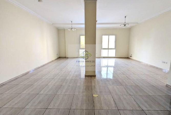 979074 - Property Image 2