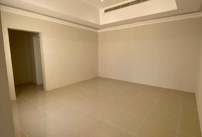 945561 - Property Image 3