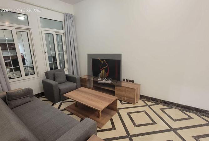 986923 - Property Image 2