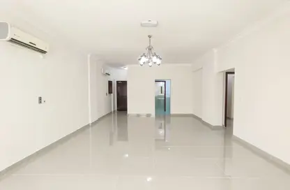Apartment - 3 Bedrooms - 4 Bathrooms for rent in Fereej Bin Mahmoud North - Fereej Bin Mahmoud - Doha
