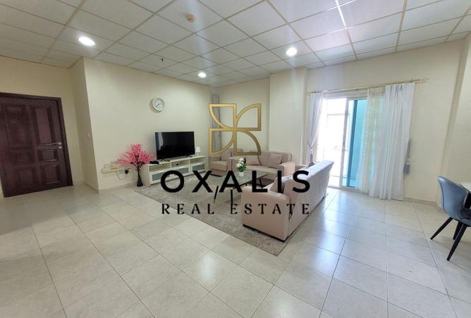 978586 - Property Image 3