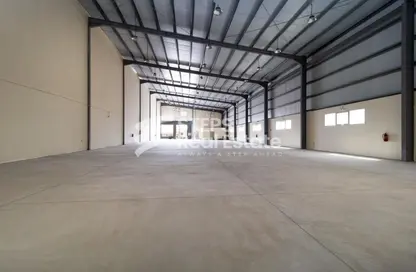 Warehouse - Studio for rent in East Industrial Street - Birkat Al Awamer - Al Wakra