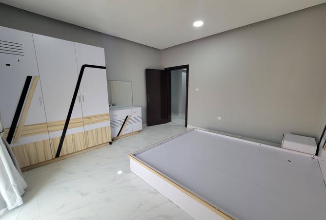 989077 - Property Image 3