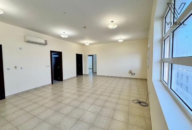 965520 - Property Image 3