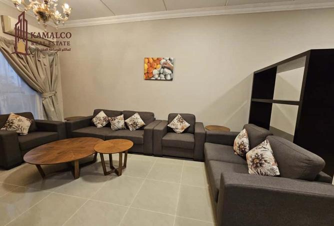 955037 - Property Image 2