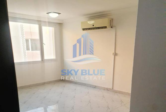 889400 - Property Main Image