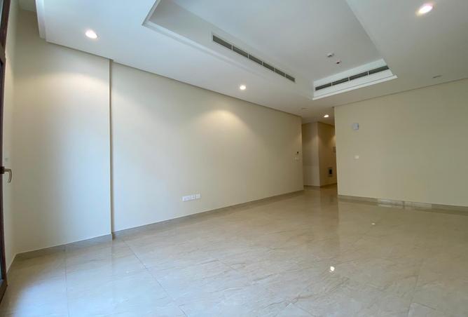 938002 - Property Image 2