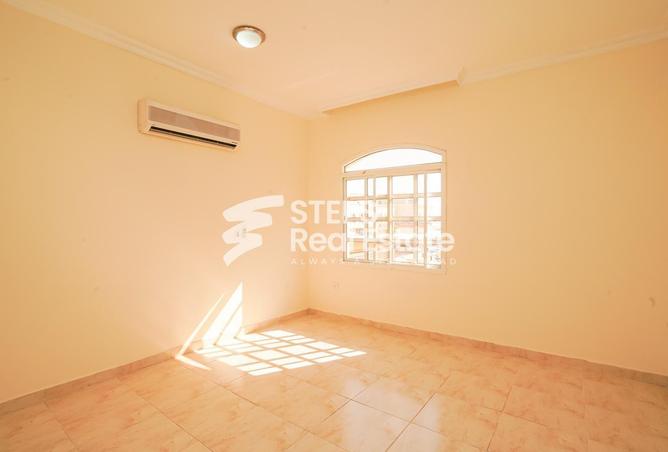 931602 - Property Image 3