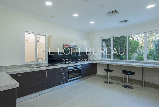 990685 - Property Image 3