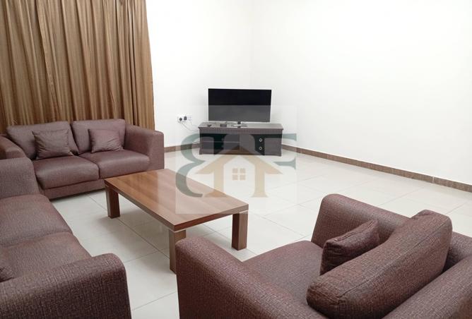 953251 - Property Image 3