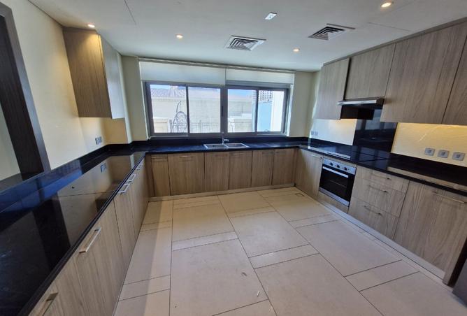 944971 - Property Image 2