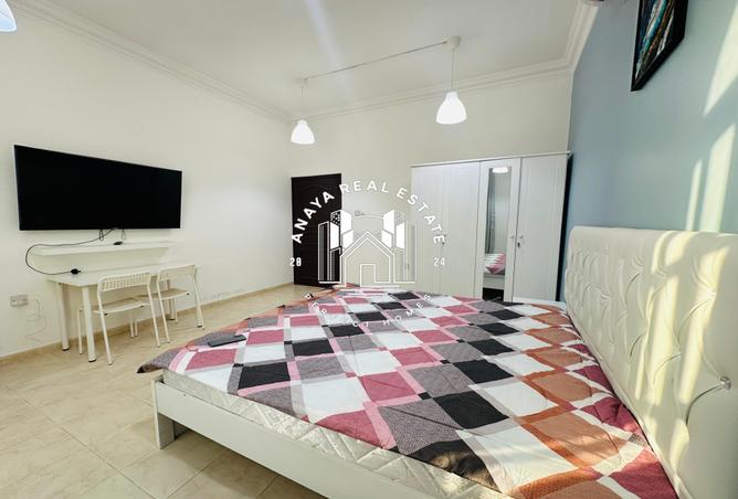 964468 - Property Main Image