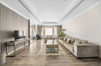 Apartment - 1 Bedroom - 2 Bathrooms for rent in West Porto Drive - Porto Arabia - The Pearl Island - Doha