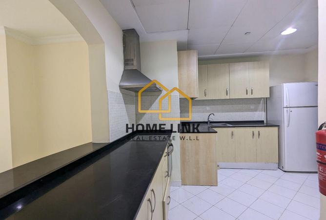 932530 - Property Image 3